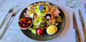 Photo d'une entrée maison du restaurant L'Art de Vivre à Moosch dans le Haut-Rhin en Alsace