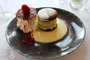 Macaron fait maison du restaurant gastronomique traditionnel L'Art de Vivre à Moosch dans le Haut-Rhin en Alsace