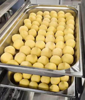Photo de la préparation des pfluttas maison au restaurant L'Art de Vivre à Moosch dans le Haut-Rhin en Alsace