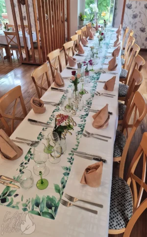 Photo de la salle avec une table pour un groupe au restaurant L'Art de Vivre à Moosch dans le Haut-Rhin en Alsace