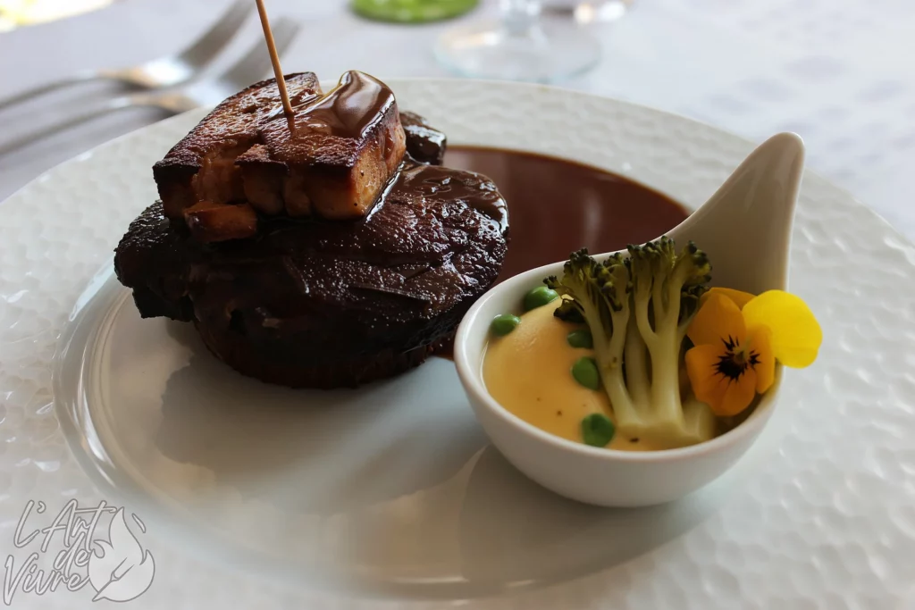 Tournedos de bœuf du restaurant gastronomique traditionnel L'Art de Vivre à Moosch dans le Haut-Rhin en Alsace